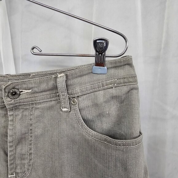 Vintage Chico's Platinum Gray Grunge Cropped Jeans 1 (M) 30" Waist - Picture 4 of 13